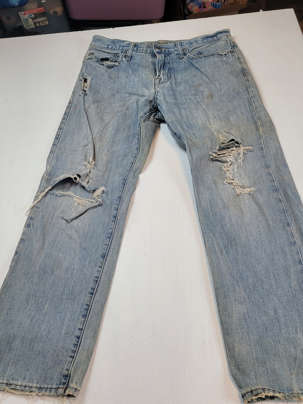 American Eagle Outfitters Light Blue Distressed Straight Jeans